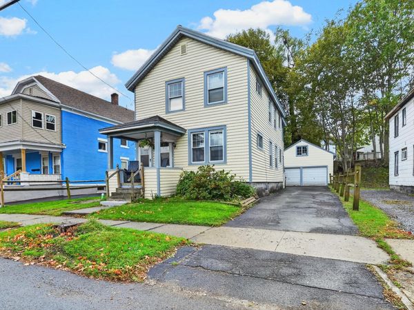 11 W Eighth Avenue, Gloversville, NY 12078