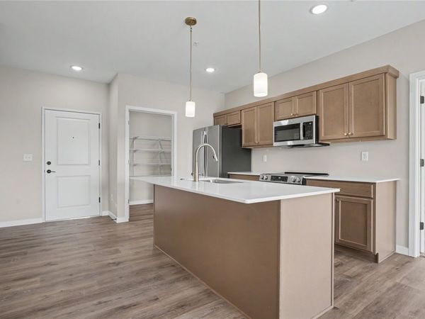 4428 Deer Creek Road, Unit 209, Iowa City, IA 52246