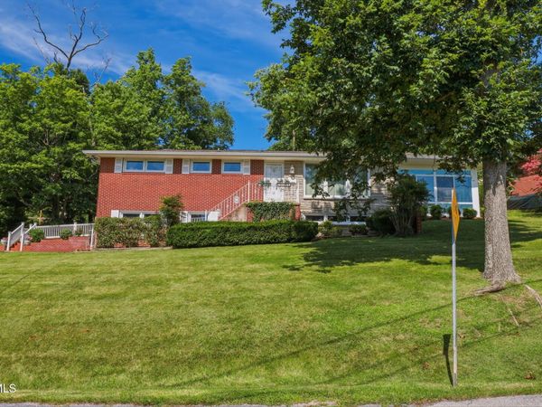 229 Darlington Drive, Kingsport, TN 37660