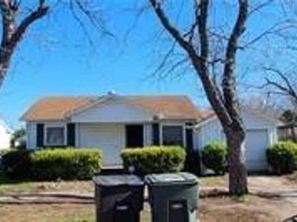913 S 13th Street , Temple, TX 76504