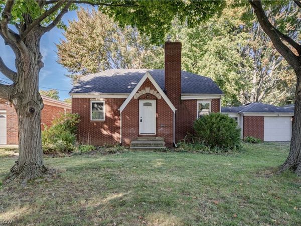 162 Jackson Street , Amherst, OH 44001