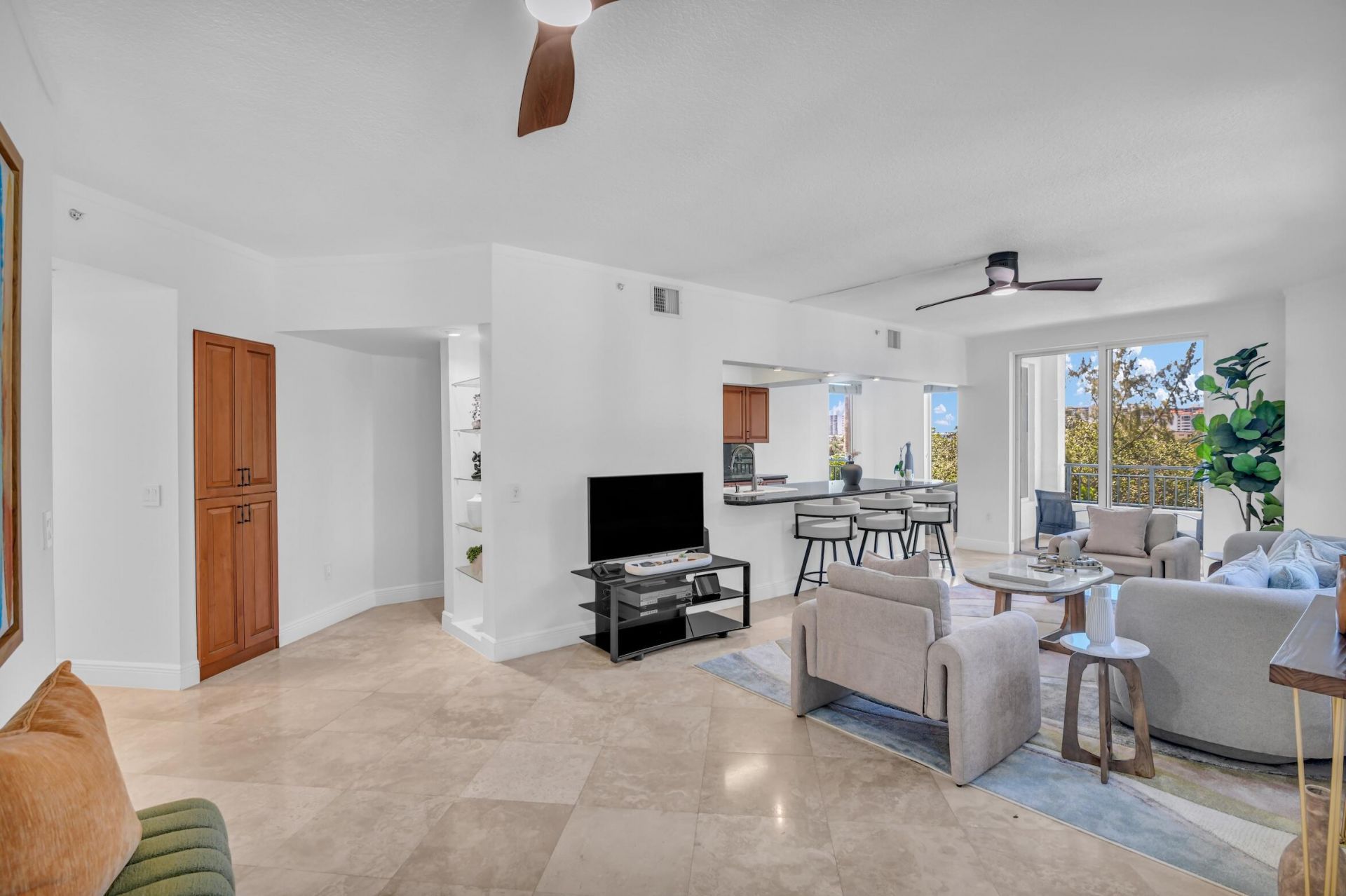 2880 NE 14th St Causeway, Unit 213, Pompano Beach, FL 33062 Photo
