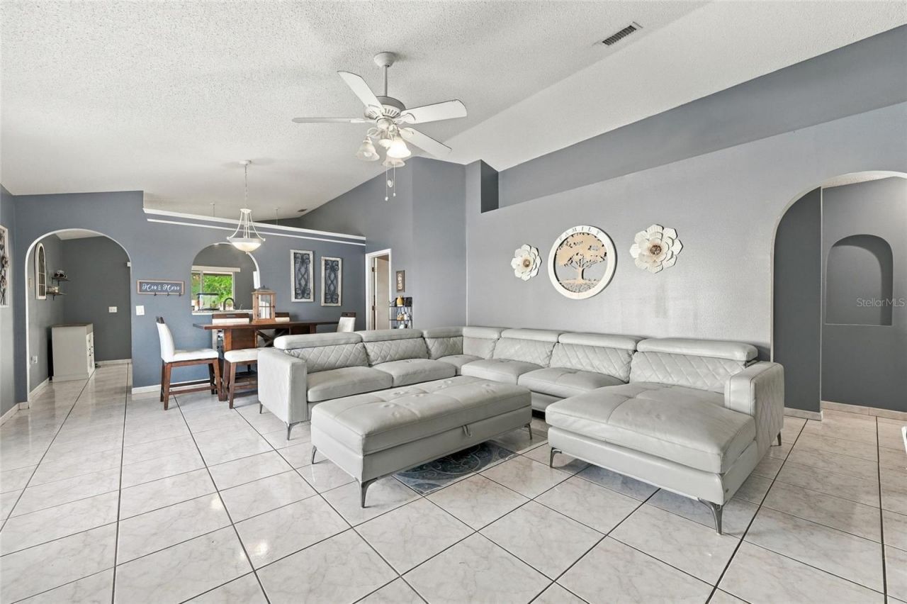 10521 Rocking A Run, Orlando, FL 32825 Photo