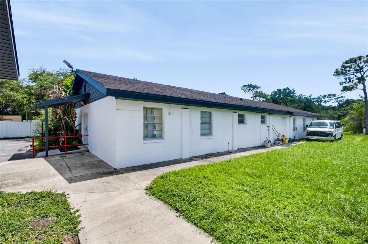 6600 Hoffner Avenue, Orlando, FL 32822 Photo