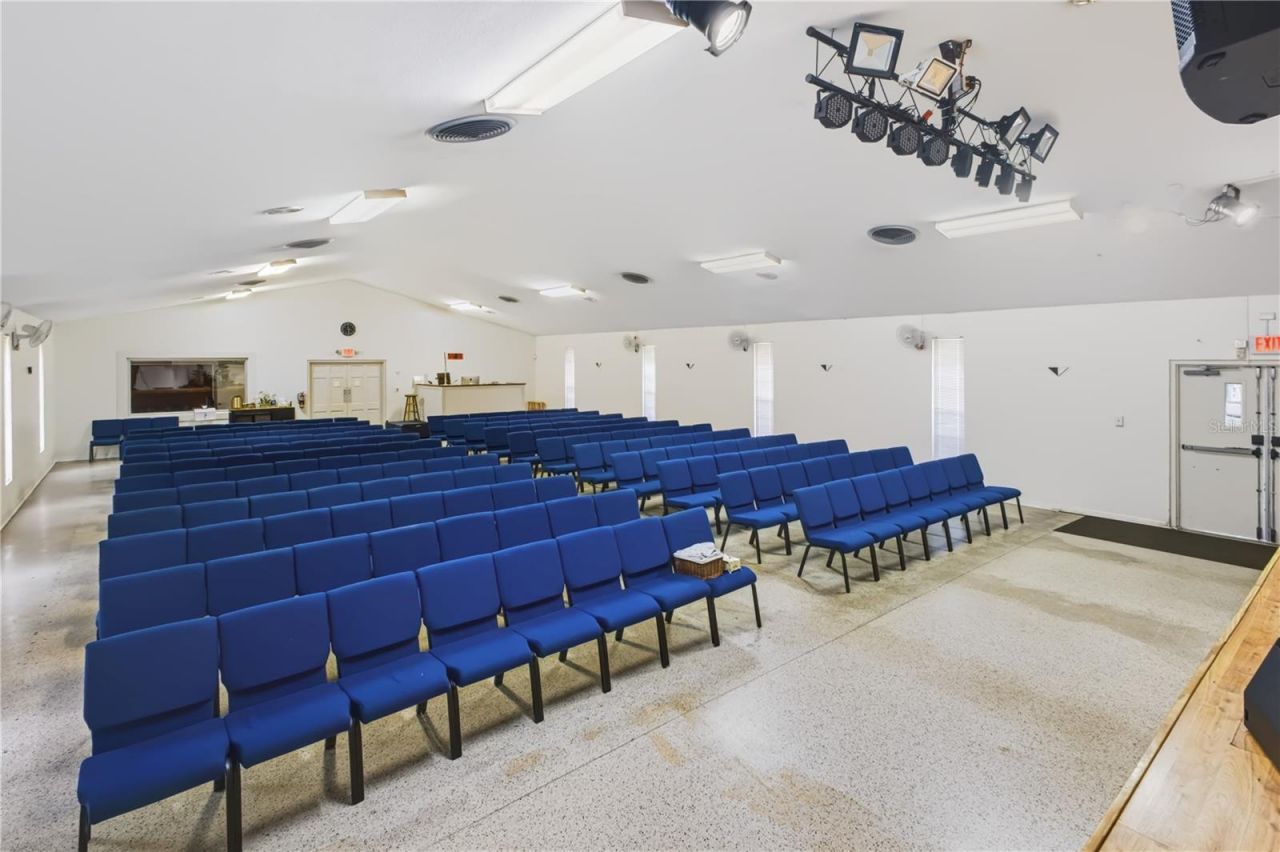6600 Hoffner Avenue, Orlando, FL 32822 Photo
