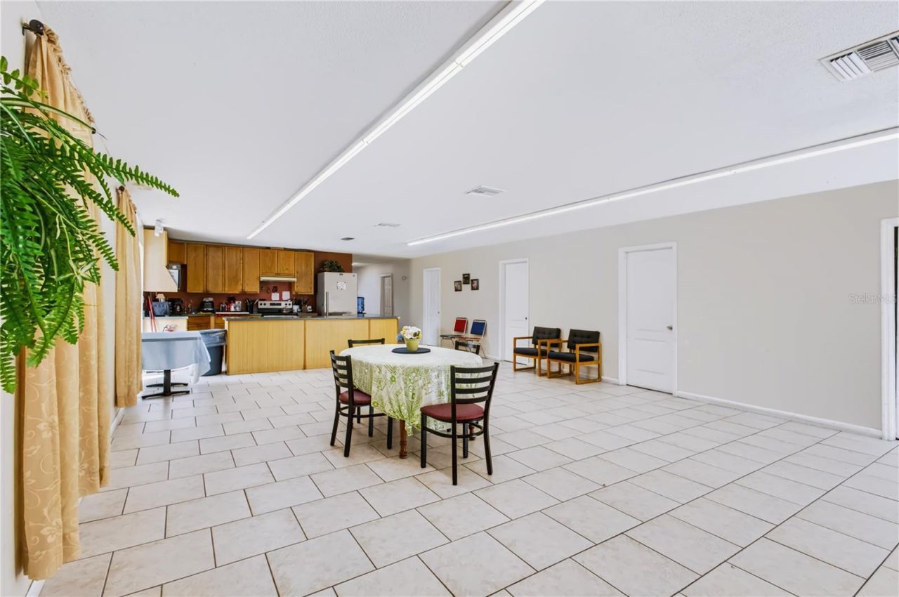 6600 Hoffner Avenue, Orlando, FL 32822 Photo