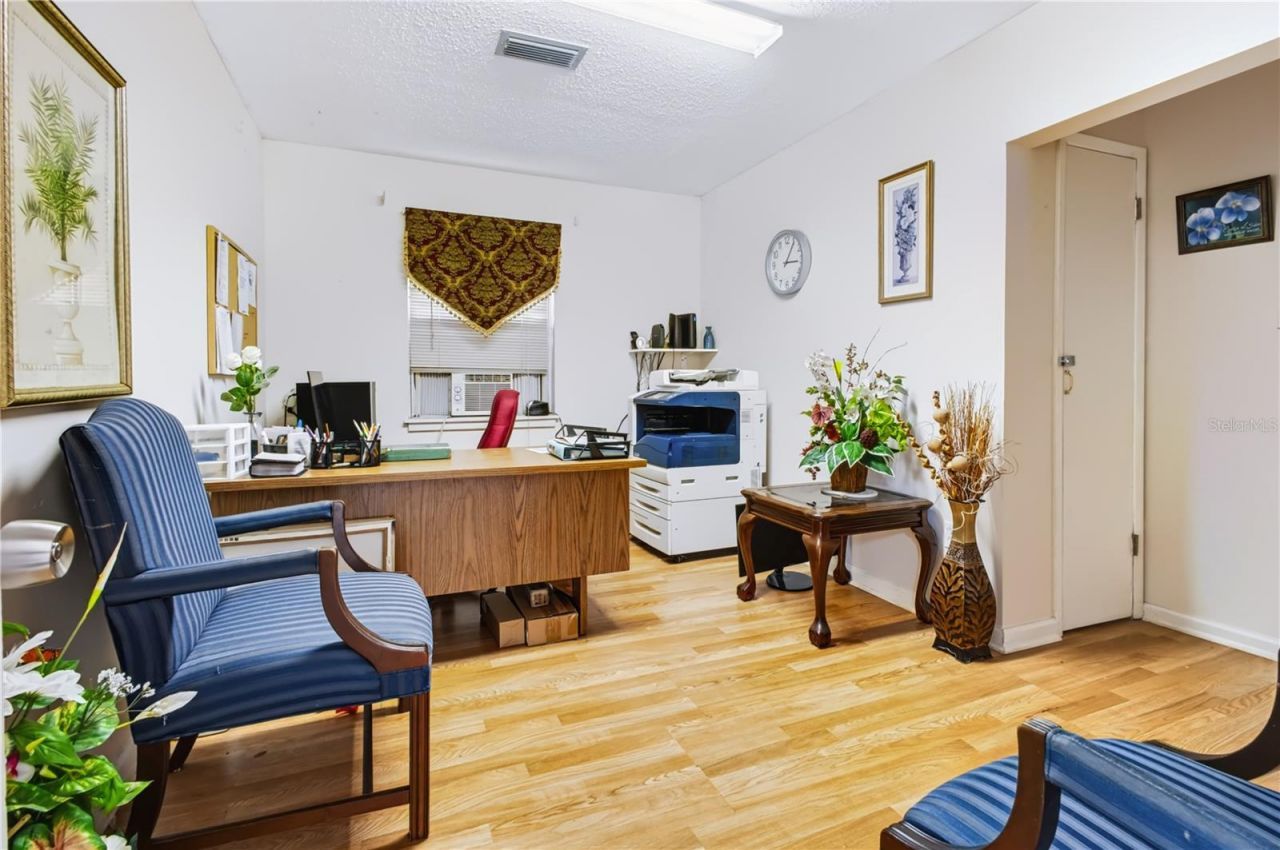 6600 Hoffner Avenue, Orlando, FL 32822 Photo