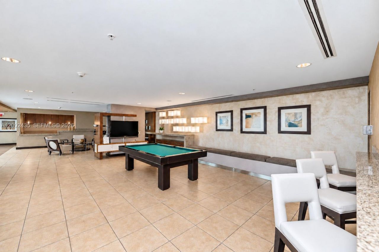 60 SW 13th St , Unit 4002, Miami, FL 33130 Photo