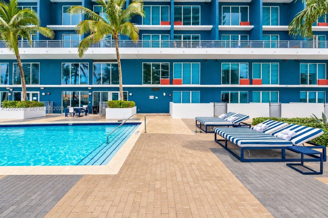 60 SW 13th St , Unit 4002, Miami, FL 33130 Photo