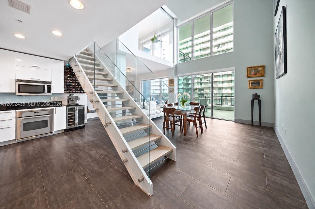 60 SW 13th St , Unit 4002, Miami, FL 33130 Photo