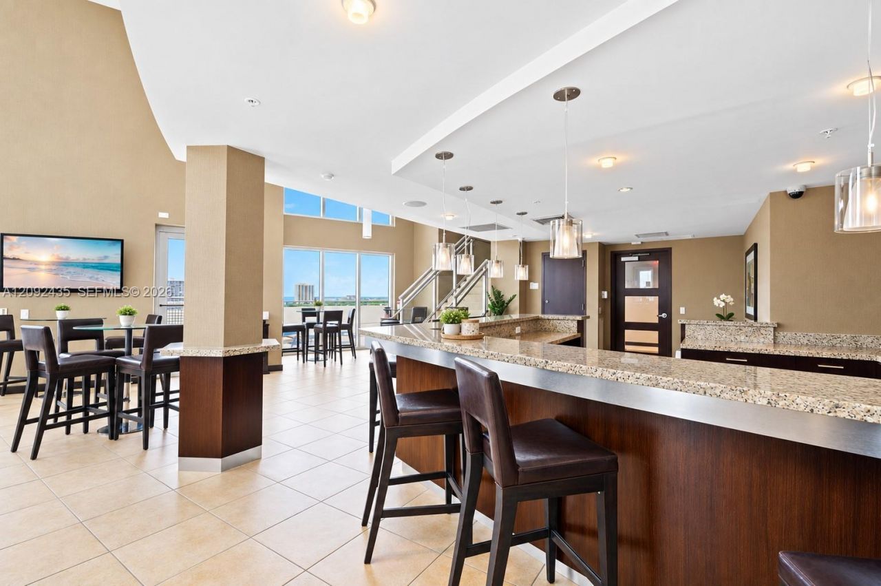 60 SW 13th St , Unit 4002, Miami, FL 33130 Photo