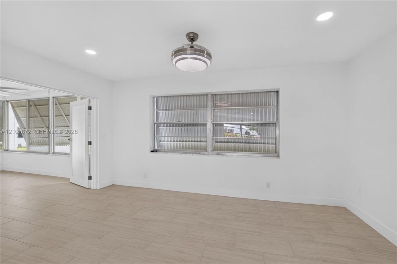 719 SW 18th St , Boynton Beach, FL 33426 Photo
