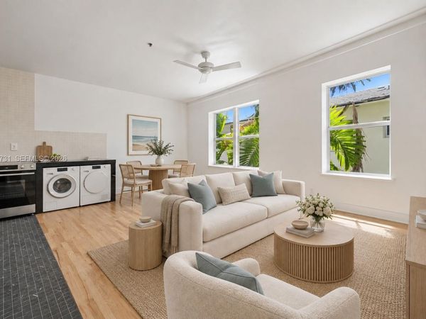 1521 Lenox Ave , Unit 206, Miami Beach, FL 33139