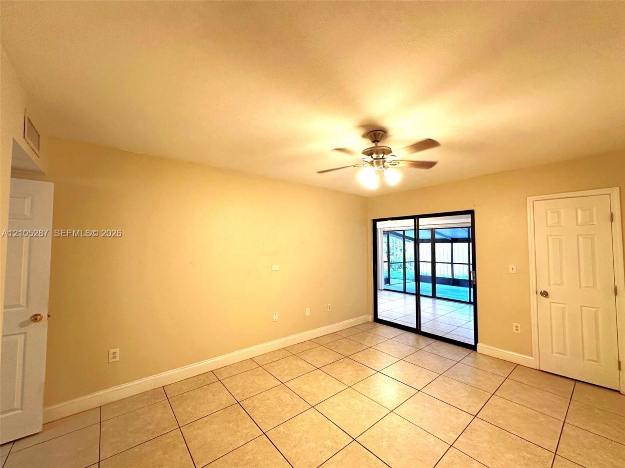 6731 Kingsmoor Way, Unit 6731, Miami Lakes, FL 33014 Photo