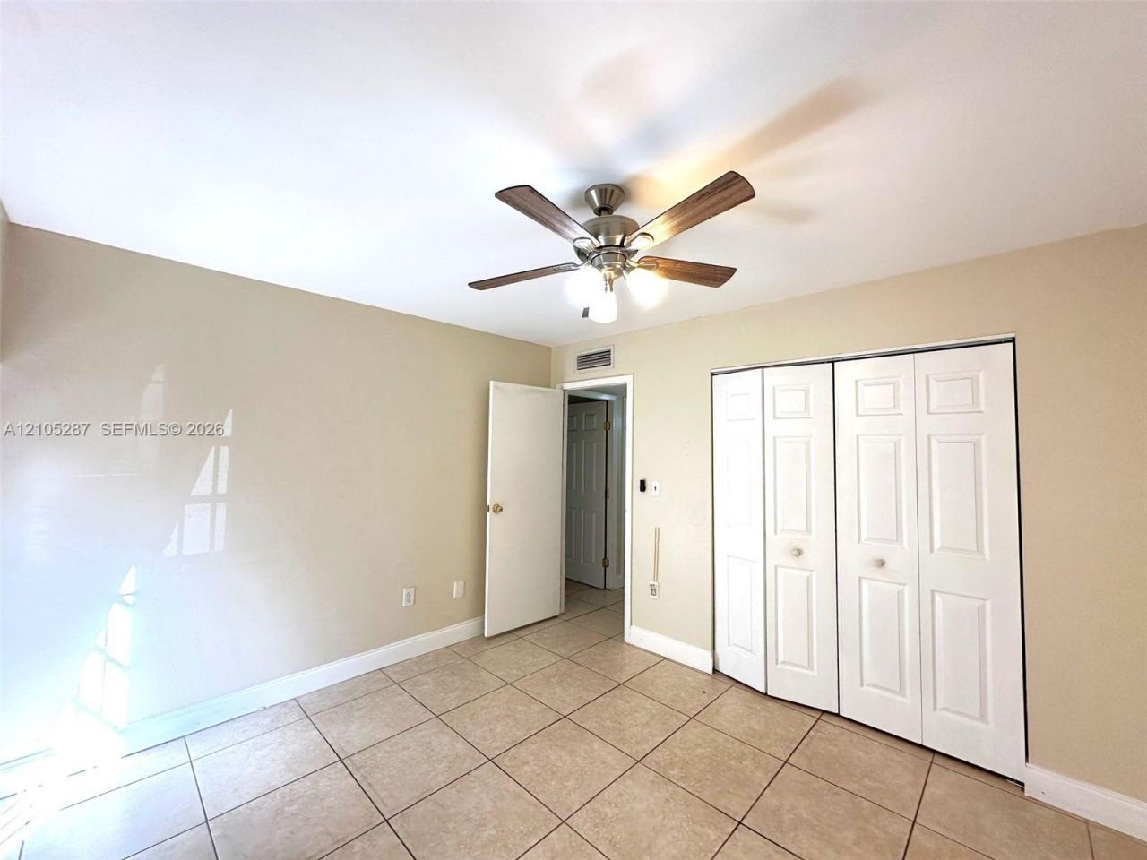 6731 Kingsmoor Way, Unit 6731, Miami Lakes, FL 33014 Photo