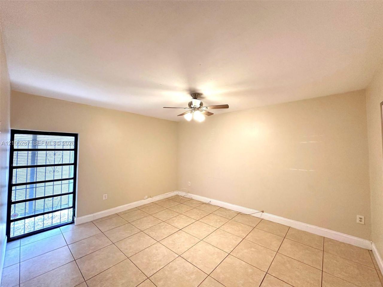 6731 Kingsmoor Way, Unit 6731, Miami Lakes, FL 33014 Photo