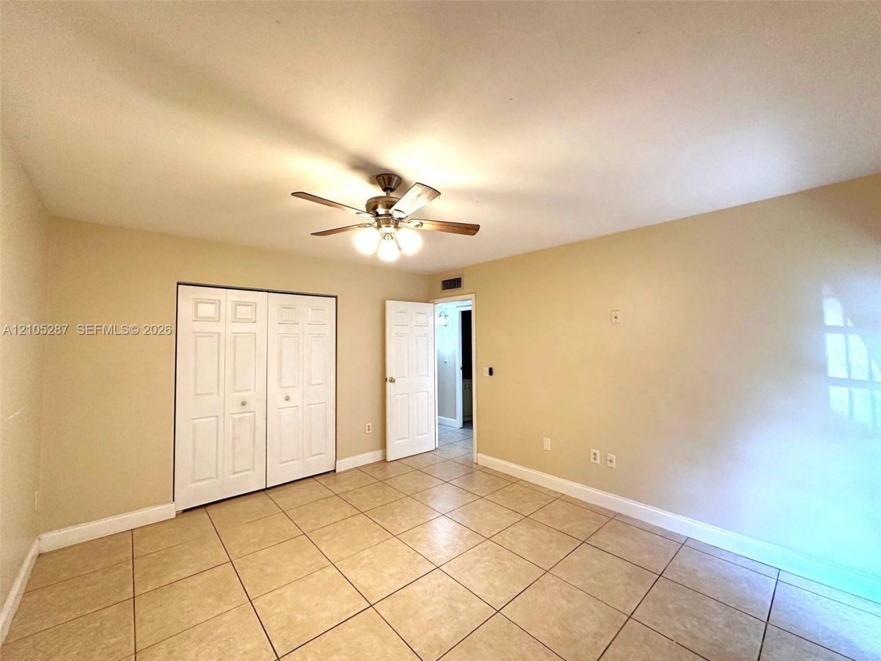 6731 Kingsmoor Way, Unit 6731, Miami Lakes, FL 33014 Photo