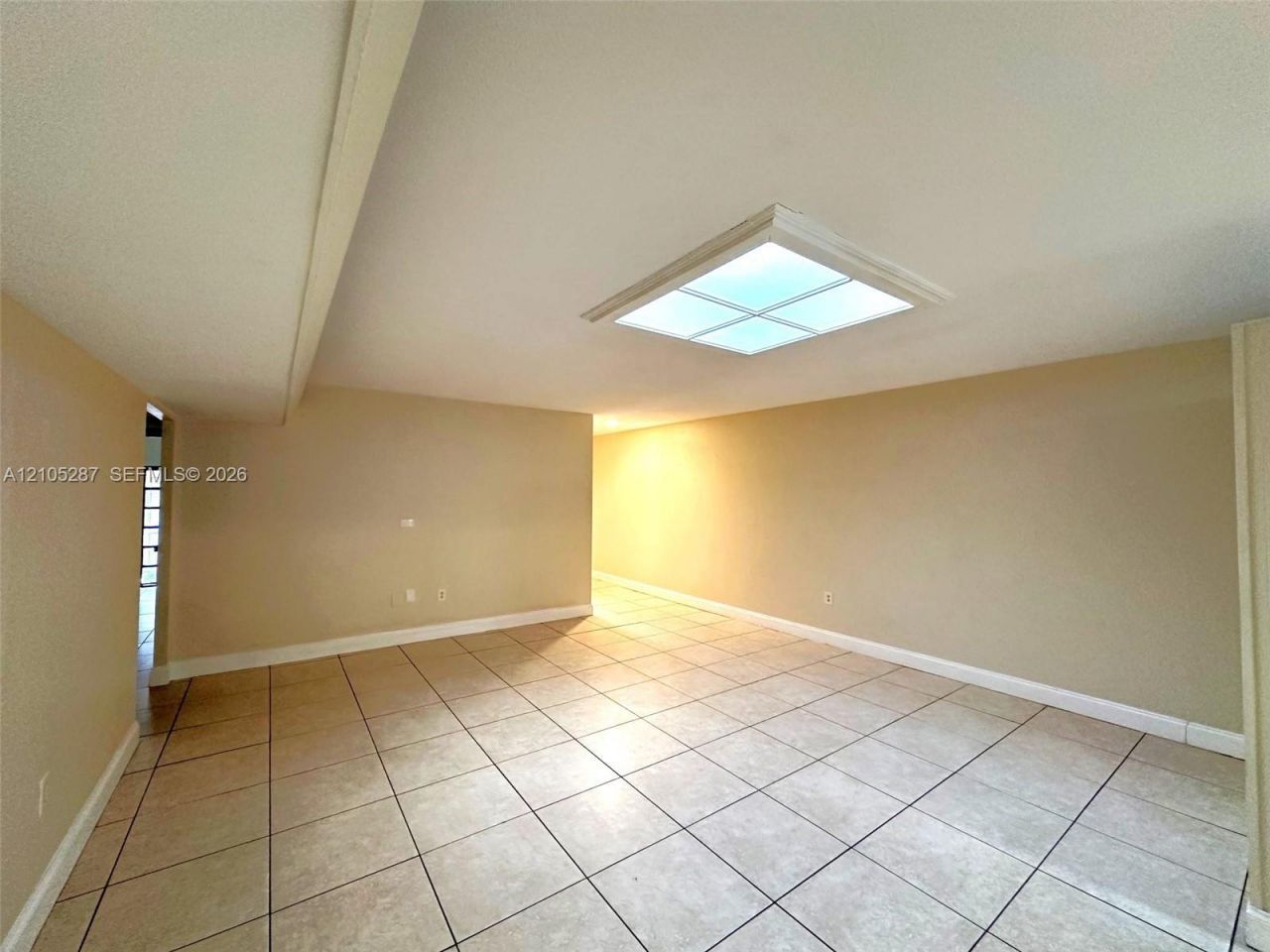 6731 Kingsmoor Way, Unit 6731, Miami Lakes, FL 33014 Photo