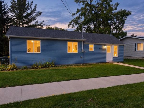 127 N McKinley Street, Lancaster, WI 53813