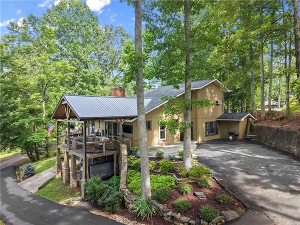 3755 Woods Creek Drive , Young Harris, GA 30582
