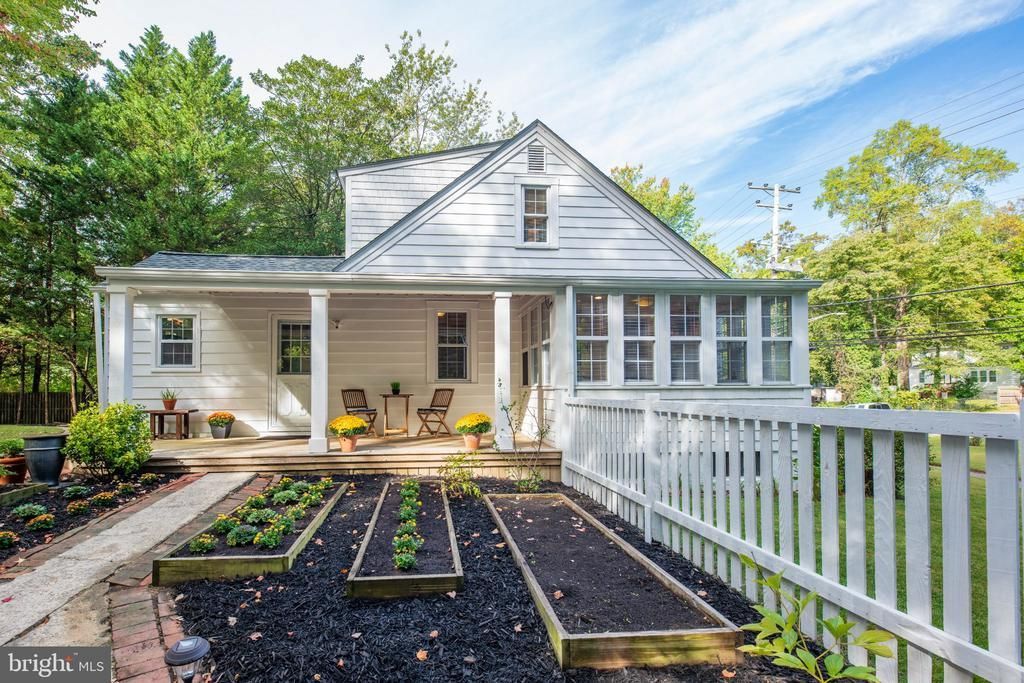 1033 FOREST HILLS AVENUE, ANNAPOLIS, MD 21403