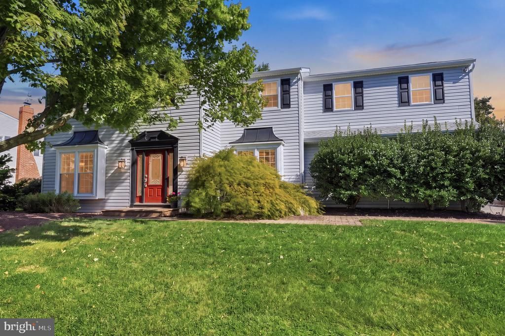 121 BROOK DRIVE , HOLLAND, PA 18966