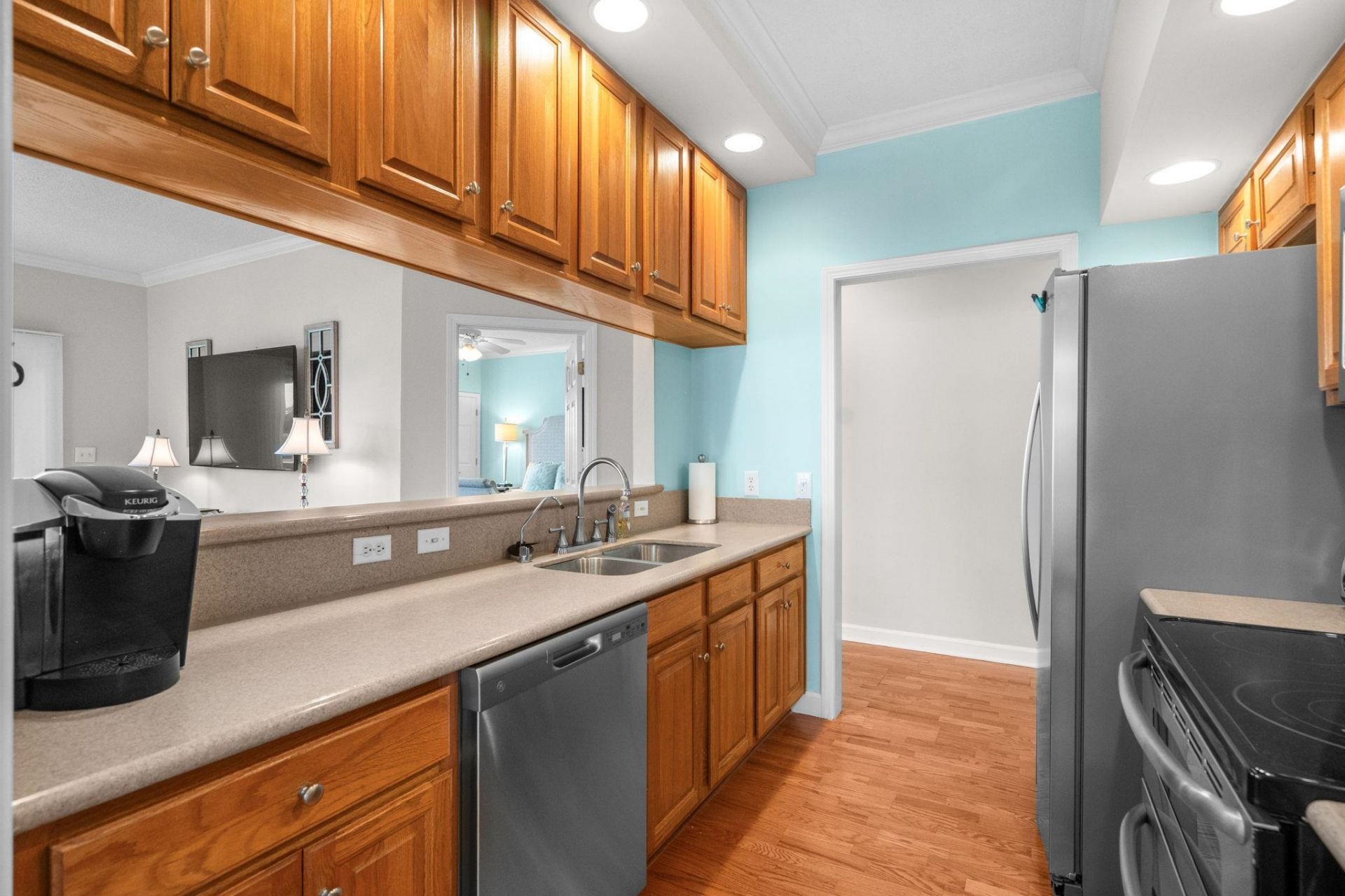 4425 Eastport Blvd.  Photo 14