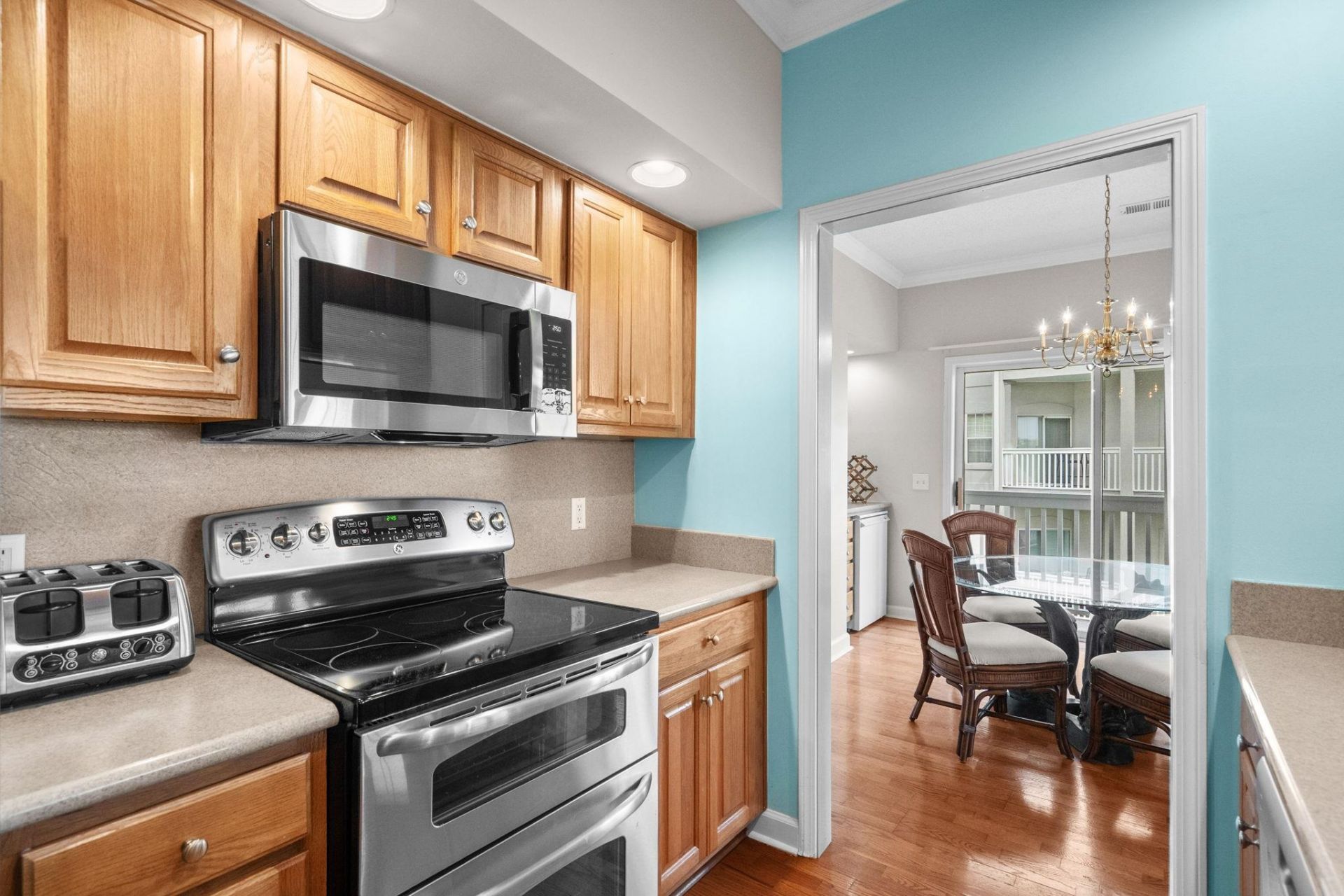4425 Eastport Blvd.  Photo 17