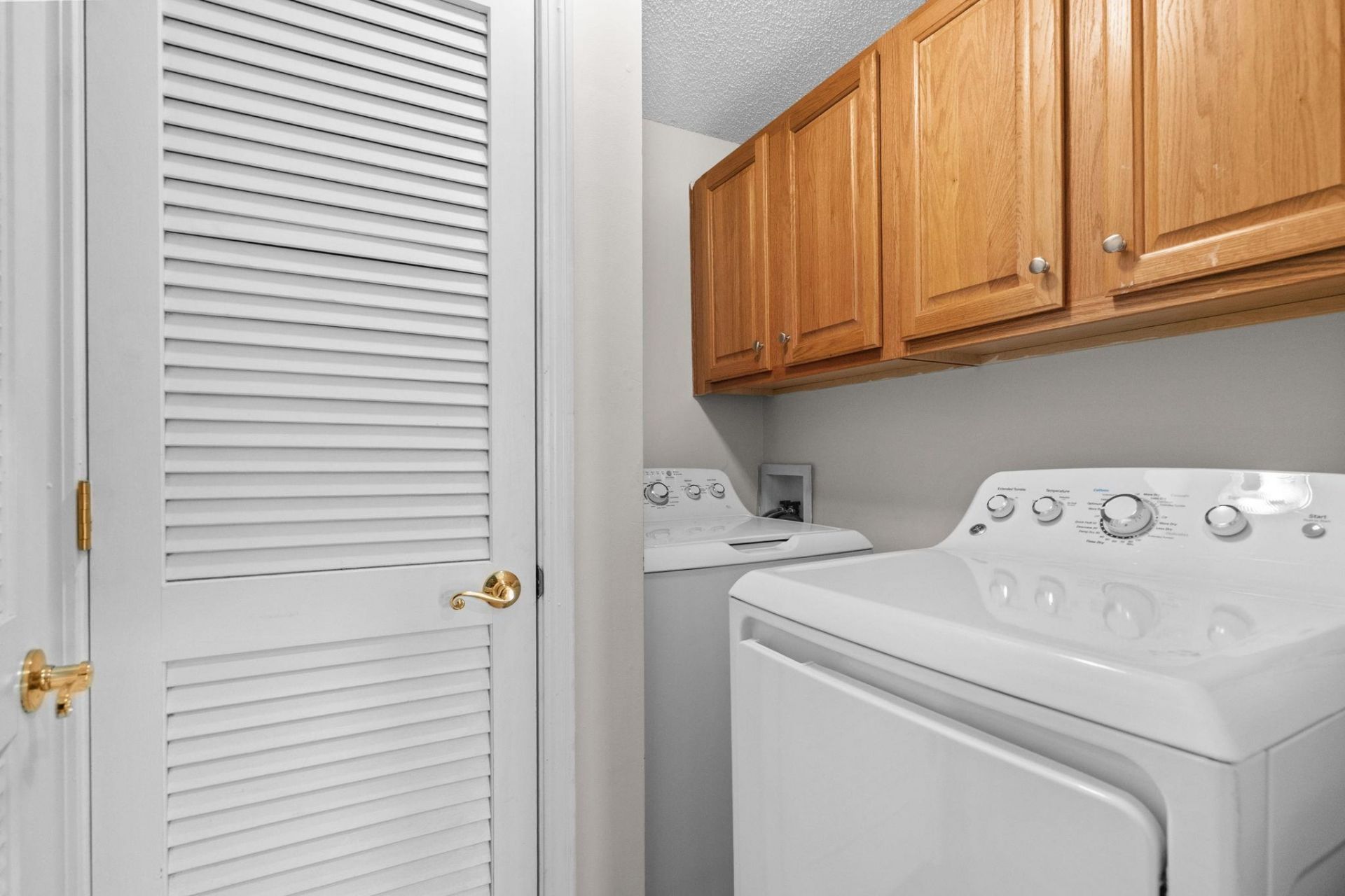 4425 Eastport Blvd.  Photo 30