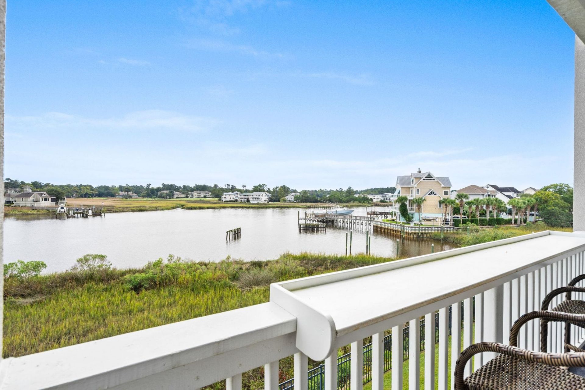 4425 Eastport Blvd.  Photo 41