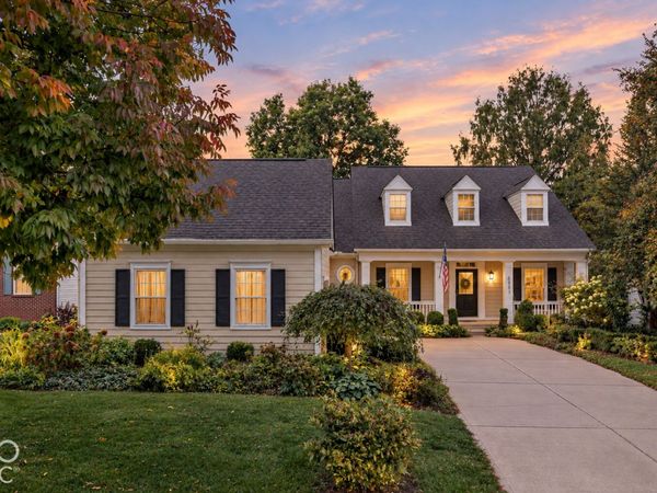 6763 Woodcliff Circle, Zionsville, IN 46077
