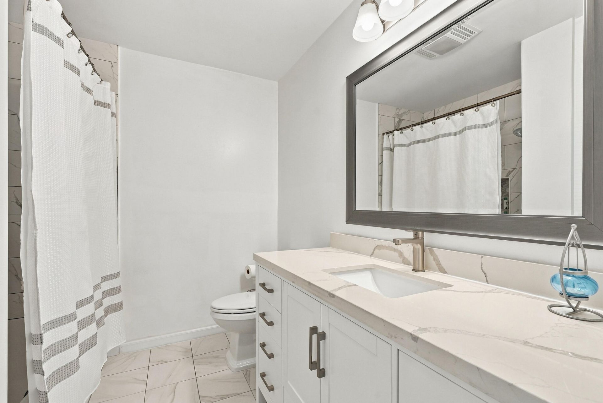 2886 Fernley Drive E, Unit 32, West Palm Beach, FL 33415 Photo
