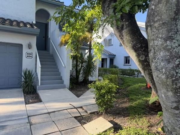 9770 NICKELS Boulevard, Unit 404, Boynton Beach, FL 33436