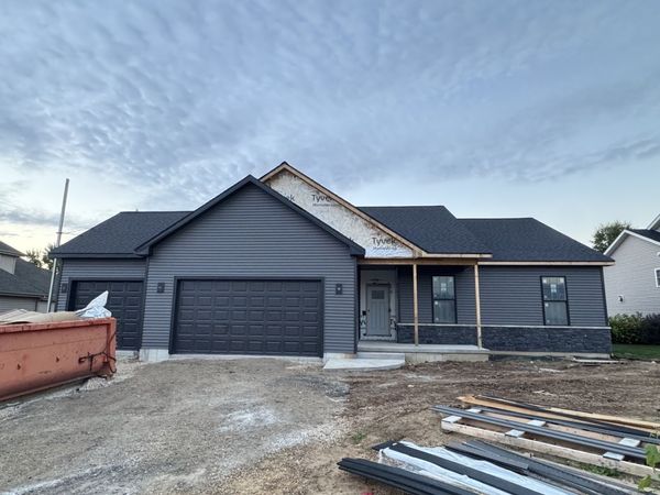 105 Boeing Trail , Poplar Grove, IL 61065