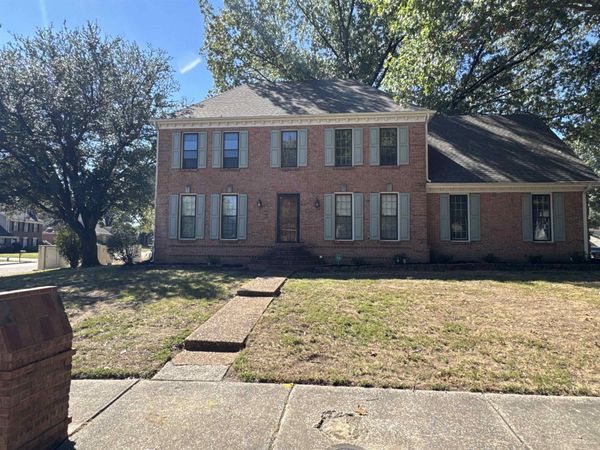 4937 W HEDGEWALL CIR, Memphis, TN 38141