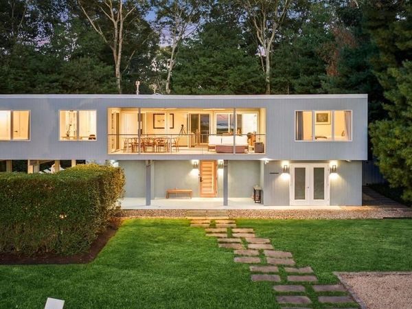 1039 Springs Fireplace Road , East Hampton, NY 11937