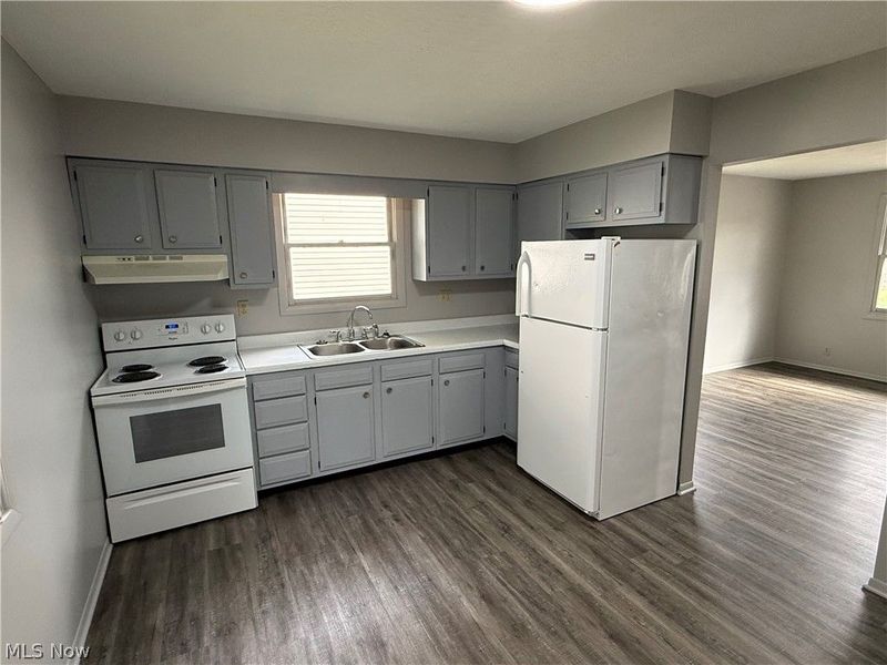 1031 Grant Avenue NW, New Philadelphia, OH 44663 Photo 6