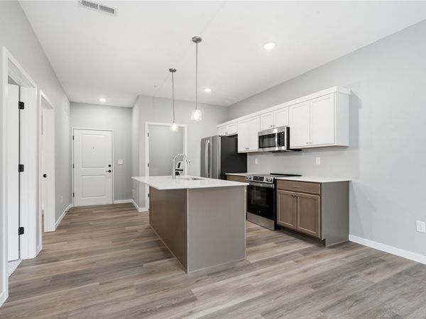 4428 Deer Creek Road , Unit 104, Iowa City, IA 52246