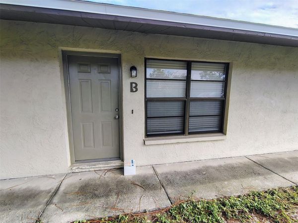 9563 LYNN LANE, Unit B, SEMINOLE, FL 33777