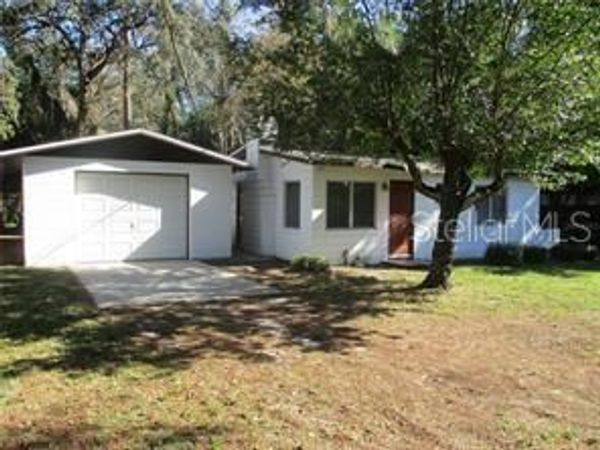10052 LAKE DRIVE , NEW PORT RICHEY, FL 34654