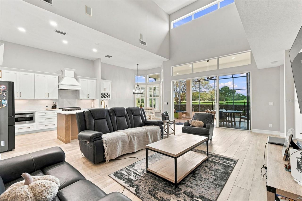 9925 Sago Point Drive, Seminole, FL 33777 Photo
