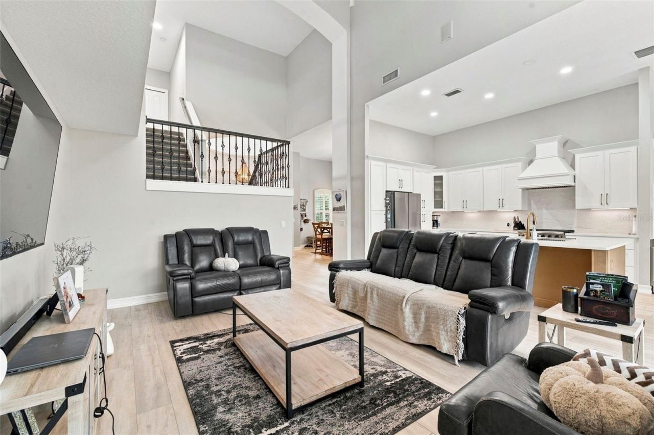 9925 Sago Point Drive, Seminole, FL 33777 Photo