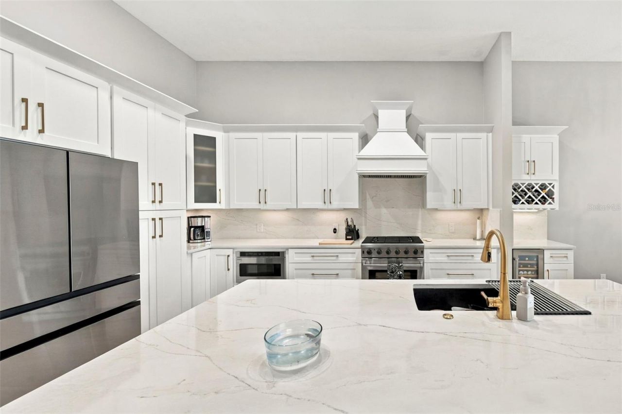 9925 Sago Point Drive, Seminole, FL 33777 Photo