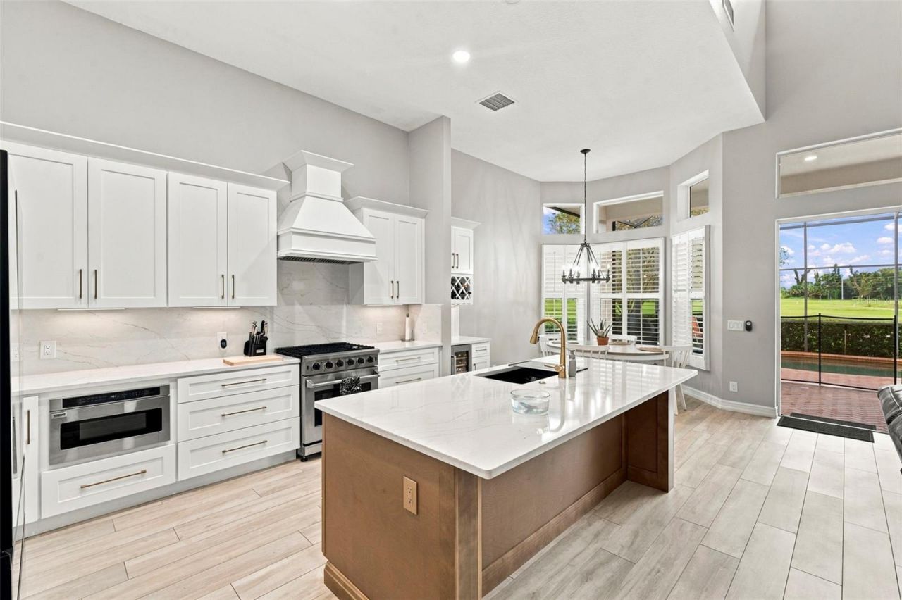 9925 Sago Point Drive, Seminole, FL 33777 Photo