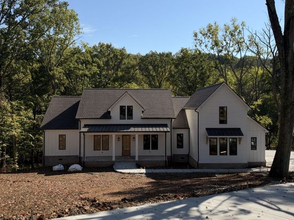 971 Palmer Rd , Lebanon, TN 37090