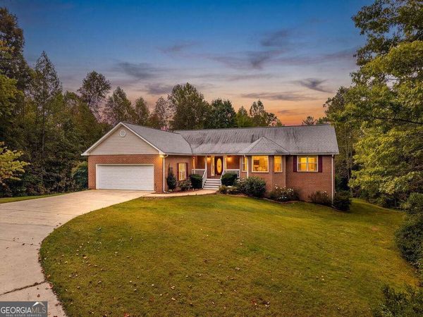 63 Wall Street, Ellijay, GA 30540