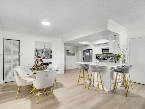 5850 NW 57th Ave , Unit 3, Tamarac, FL 33319