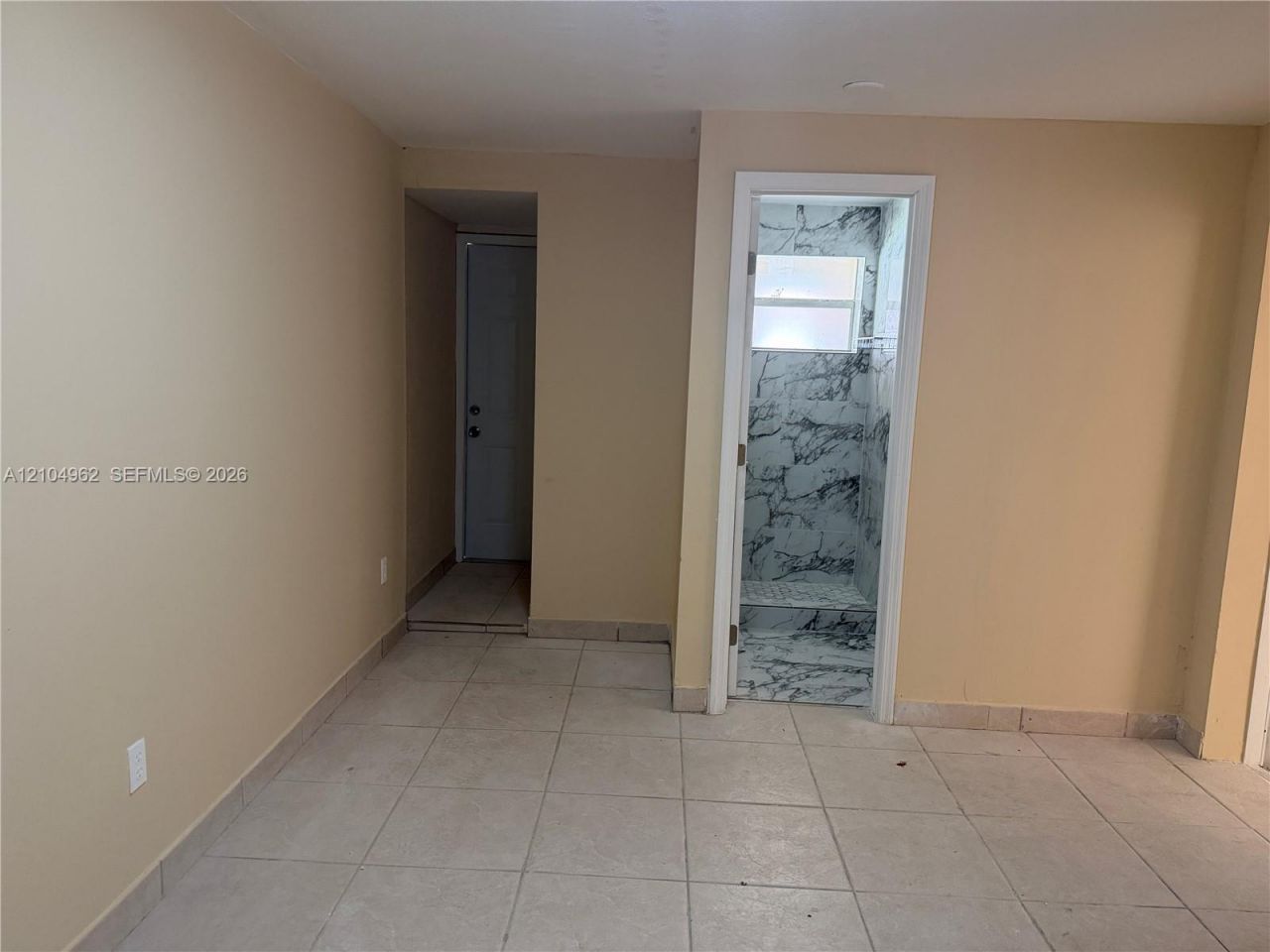 9960 SW 42nd St, Miami, FL 33165 Photo