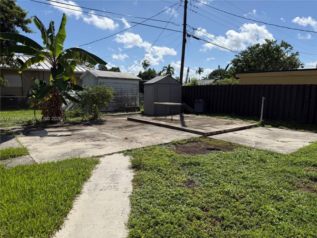 9960 SW 42nd St, Miami, FL 33165 Photo