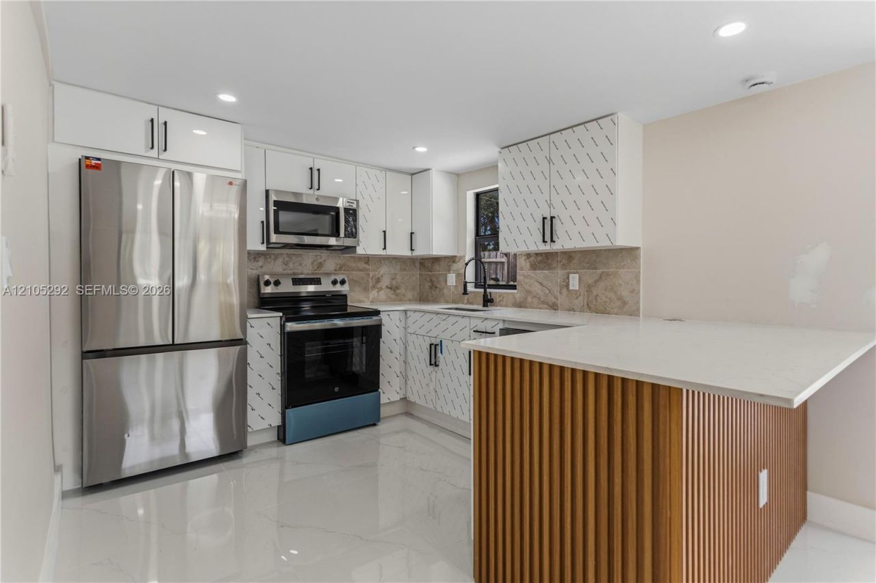 1480 NE 28th St, Pompano Beach, FL 33064 Photo